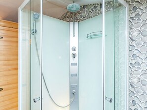 House | Spa treatment
