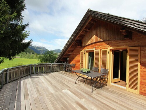 Cozy Chalet Near Ski Area in Stall