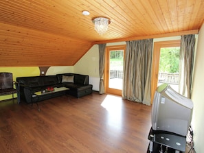 Fireplace - Cozy Chalet Near Ski Area in Stall (Stall)