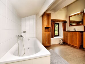 Shower - Charming Link-detached Gîte on a Converted Farm With Spacious Private Terrace (Vielsalm)