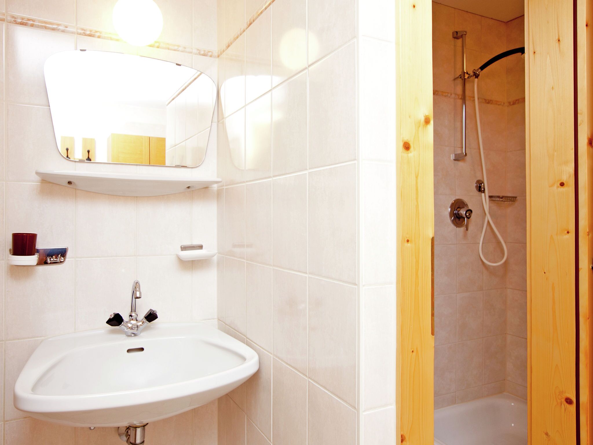 Apartment | Bathroom | Shower