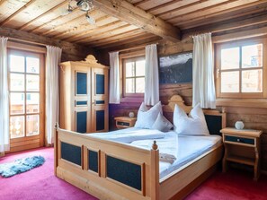 3 bedrooms, bed sheets - Beautiful Flat in Kirchberg Near the ski Area (Kirchberg in Tirol)