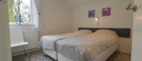 独立别墅 | 2 多间卧室、床单