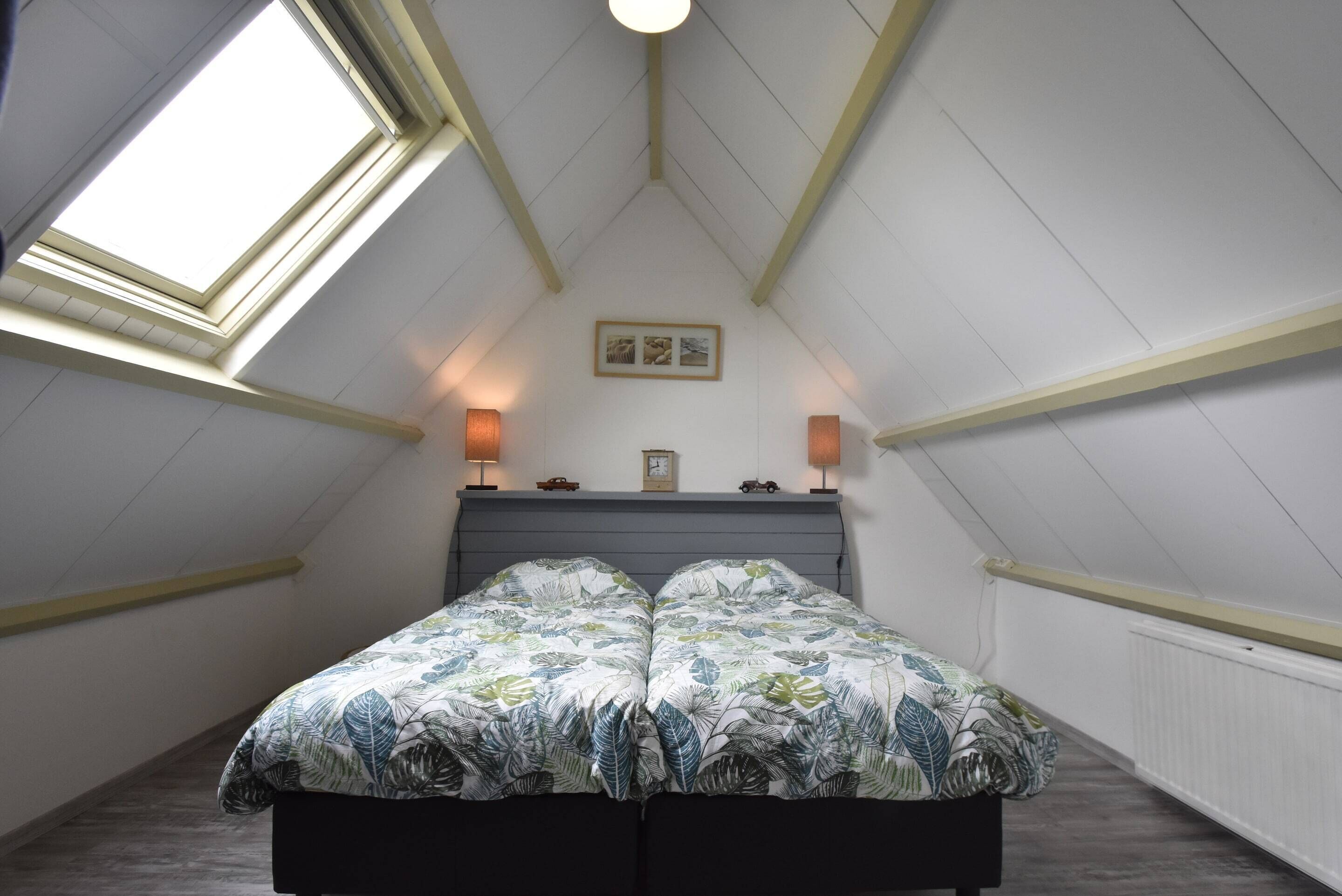 Apartment | 1 bilik tidur, dilengkapkan perabot secara berasingan, cadar katil 