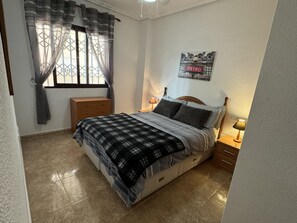 2 sovrum, strykjärn/strykbräda, resesäng och gratis wi-fi