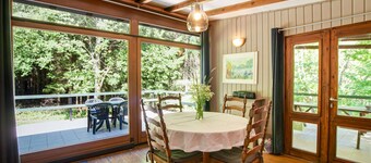 Cozy Chalet in Trois Ponts near Forest