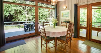 Cozy Chalet in Trois Ponts near Forest