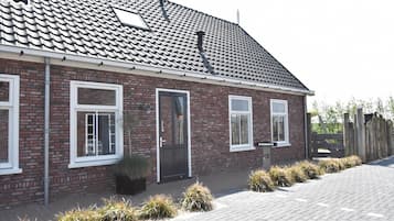 House | Exterior
