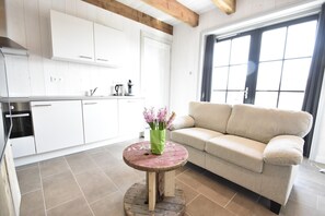 House | Living room - Studio Hazenborgh in Callantsoog Near the sea (Callantsoog)