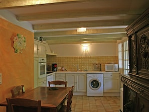 Cottage | Private kitchen | Fridge, microwave, oven, dishwasher - Alluring Cottage in Barjols With Roofed Terrace (Barjols)
