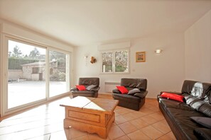 Villa | Living room - Villa in Provence With Pool and Garden (Saint-Paul-en-Foret)