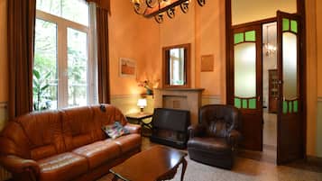 House | Living room | Fireplace