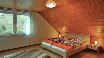 Apartment | 3 Schlafzimmer, individuell eingerichtet