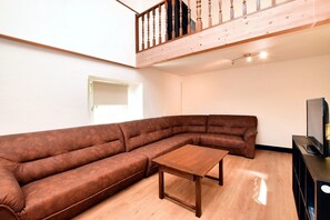 House | Living room - Holiday Home Near Ravel Cycling Paths (Sankt-Vith)