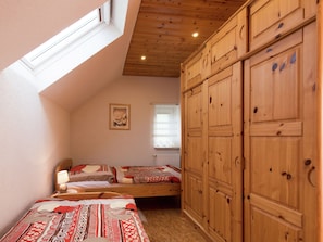 2 bedrooms, individually furnished - Modern Apartment Inpohla Saxony Near Ski Area (Schwarzenberg/Erzgeb.)