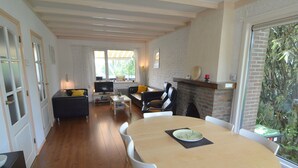 Dining - Heritage Holiday Home in Simpelveld near Forest (Simpelveld)
