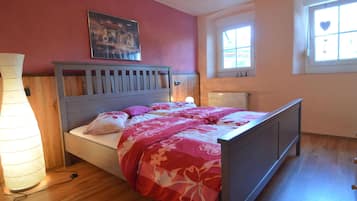 Apartment | 1 bedroom, individually furnished