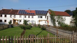 Exterior - Spacious Apartment in Meisburg With Terrace (Meisburg)