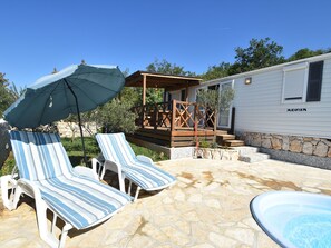 Mobile Home | Balcony