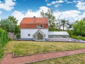 Exterior - Marvellous Holiday Home in Ronse With Terrace (Ronse)