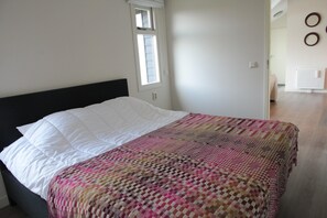 Hus | 2 sovrum och unika möbler