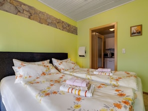 Apartment | 1 bedroom, individually furnished