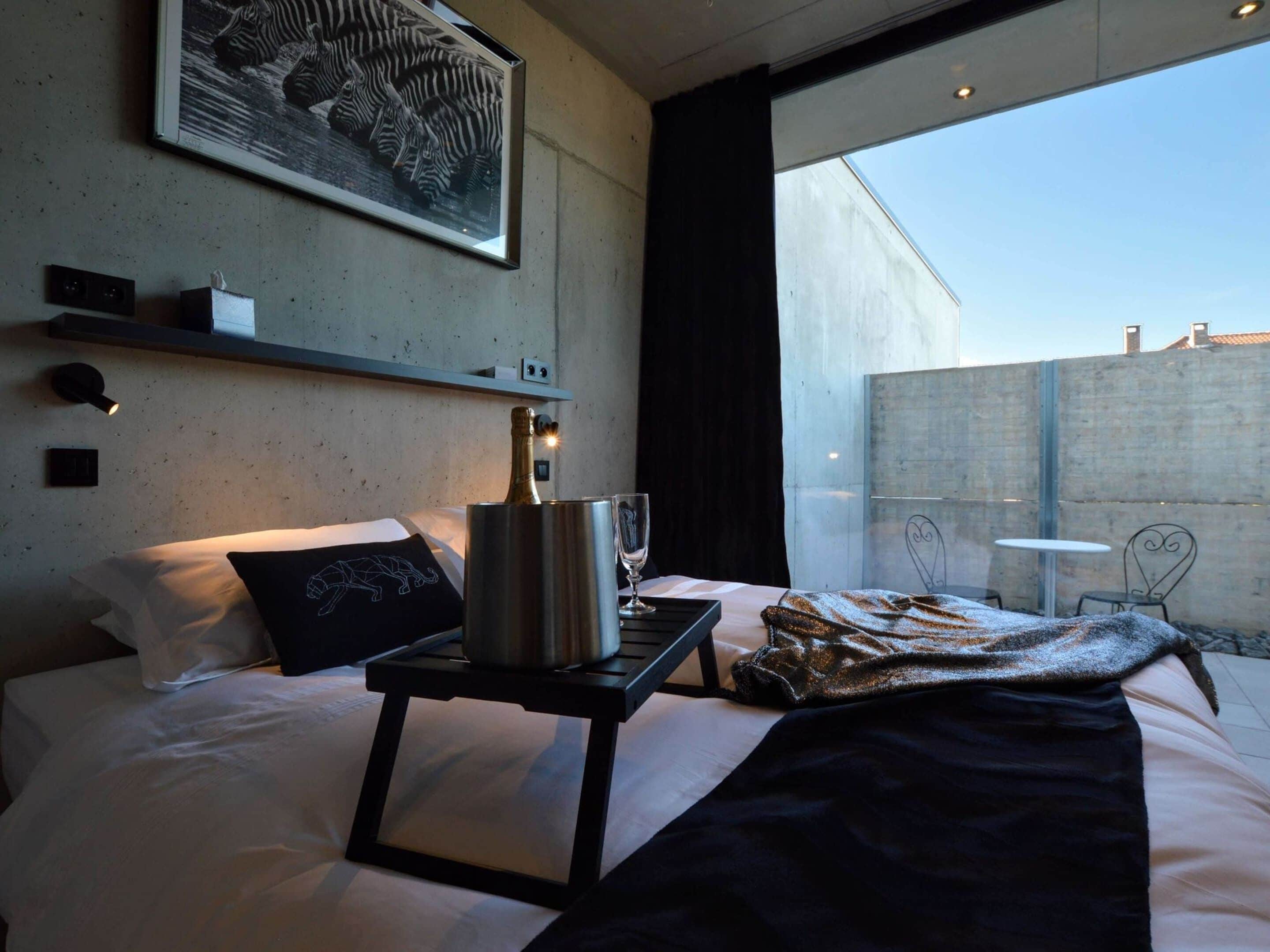 Villa | 1 bedroom, individually furnished, iron/ironing board, bed sheets