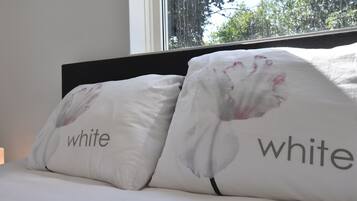 1 chambre, ameublement personnalisé, draps fournis