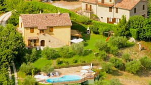 Unclassified image, 5 of 35, button - Spacious Farmhouse in Valfabbrica With Pool (Valfabbrica)