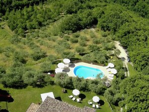 Unclassified image, 2 of 35, button - Spacious Farmhouse in Valfabbrica With Pool (Valfabbrica)