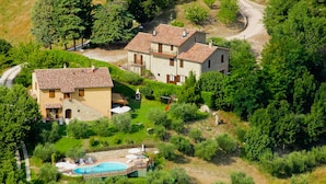 Unclassified image, 3 of 35, button - Spacious Farmhouse in Valfabbrica With Pool (Valfabbrica)