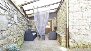 Cottage | Balcony