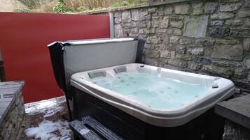 Cottage | Spa treatment