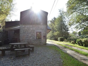 Exterior - Cottage With Bubble Bath (Clavier)