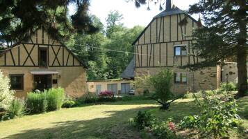 Apartment | Exterior