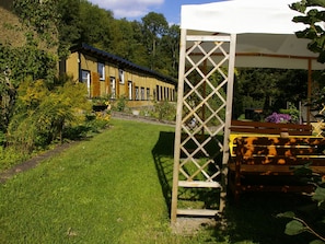 Apartment | Garden