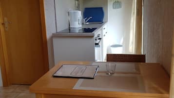 Apartment | Dining