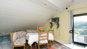Unclassified image, 5 of 26, button - Modern, Fully Equipped Apartment With Beautiful Panoramic Views and two Balconies (Lirstal)