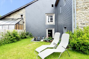 Cottage | Balcony