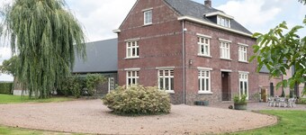 Cozy Villa in Broekhuizenvorst near Nature Reserve De Maasduinen
