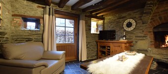 ฌีต แอท เดอะ คาล์ม เวย์ อิน เดอะ เซ็นเตอร์