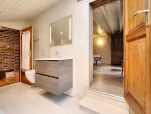 House | Bathroom | Shower