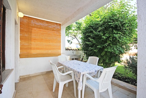 Apartment, 2 Bedrooms | Terrace/patio