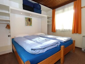 Chalet | 2 Schlafzimmer, individuell eingerichtet, Bügeleisen/Bügelbrett