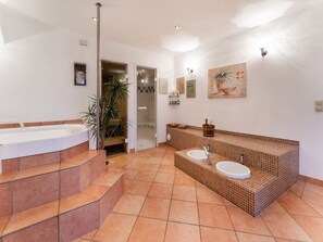 Apartment | Bathroom | Shower - Schleiden Wellness Apartment (Hellenthal)