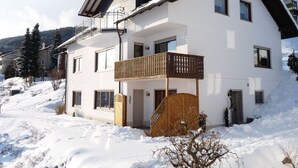Exterior - Modern Apartment in Ddinghausen Near Ski Slopes and Forest (Medebach)