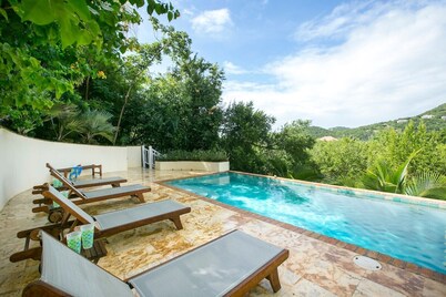 Cozy Private Retreat Fully Airconditioned Sleeps 6 300 Nightly