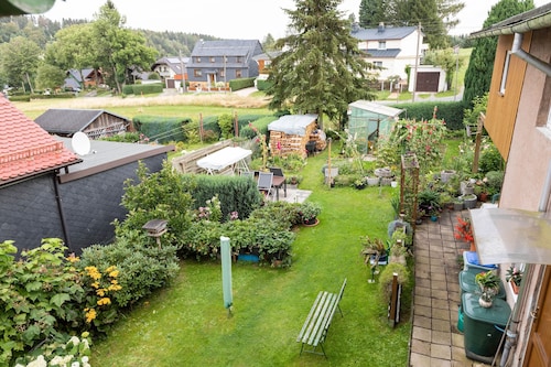 Cozy Apartment in Altenfeld With Garden