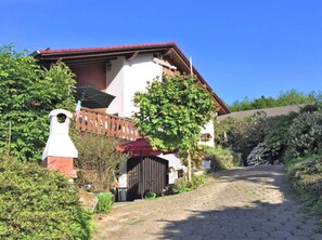 Apartment | Exterior - Apartment in Ellar With Garden (Waldbrunn)