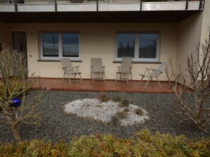 Apartment | Balcony - Luxurious Apartment in Balesfeld Eifel Near Town Center (Balesfeld)